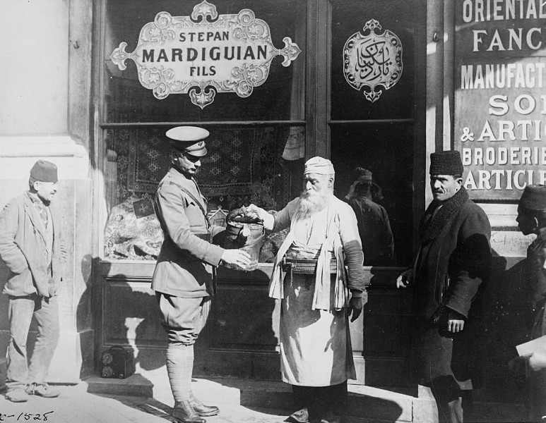 İstanbul'un işgalinden kalan eski fotoğraflar! Düşman askerleri şehri böyle kuşatmış - Resim: 12