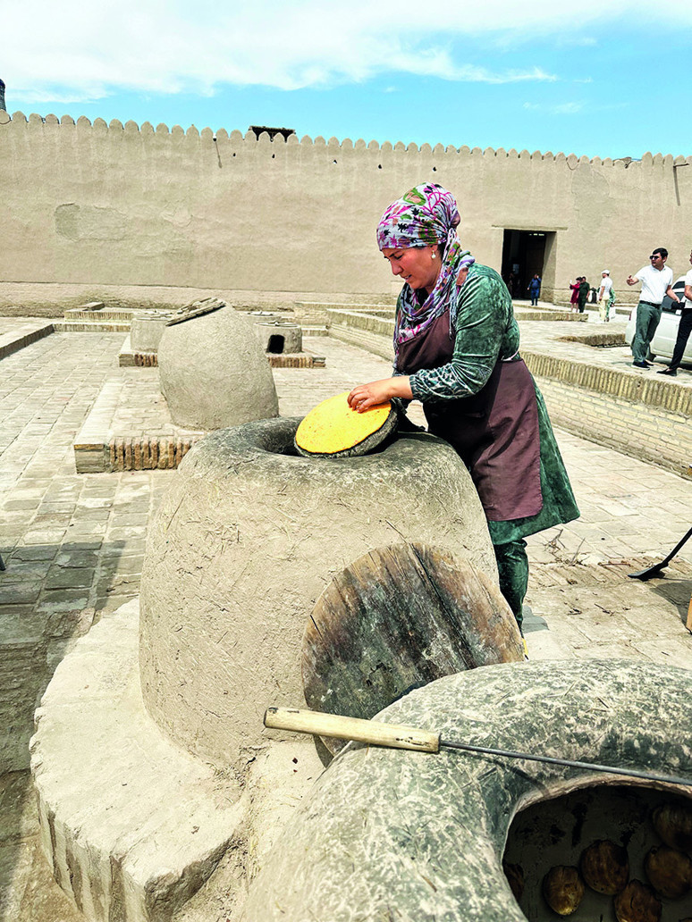 Ata topraklarımız Özbekistan’da (1) Hiva! Karakum çölünün ortasında turkuaz ve toprak renginin büyüsü - Resim : 9