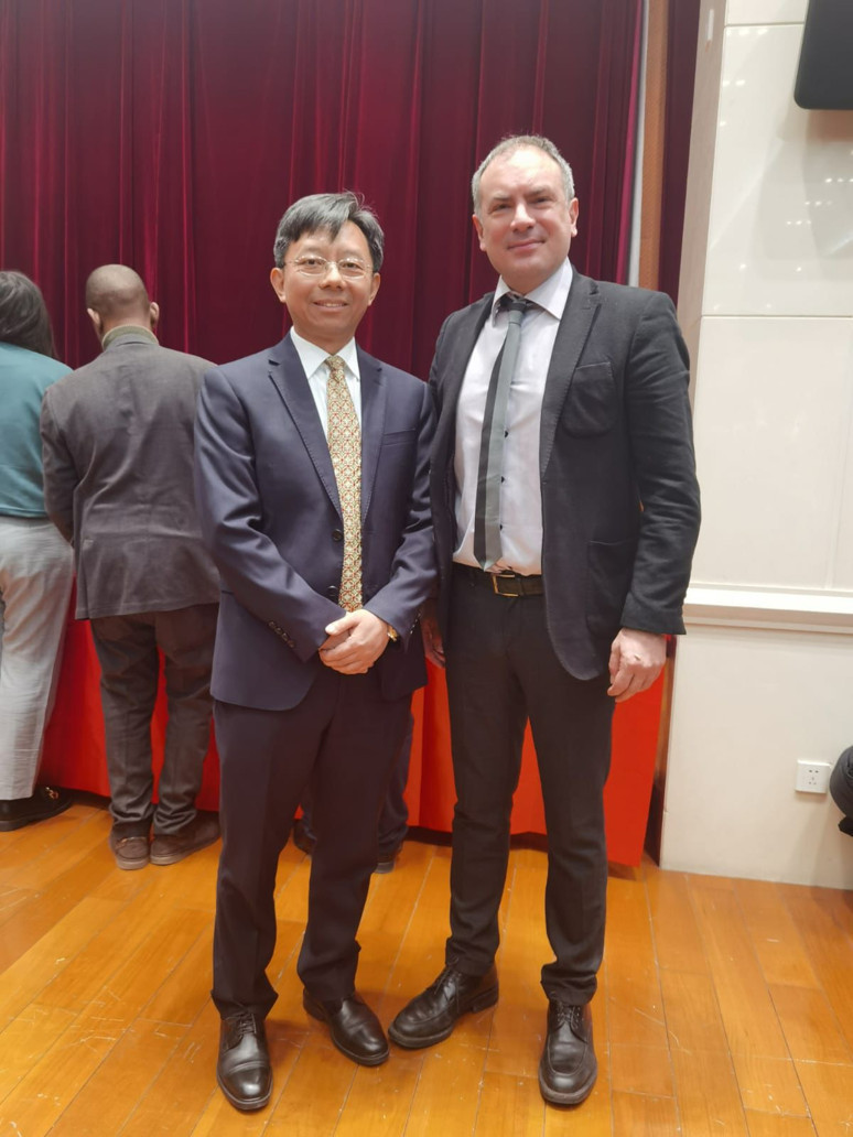 ‘Önümüzdeki görev en geniş cepheyi toplamaktır’ - Resim : 4