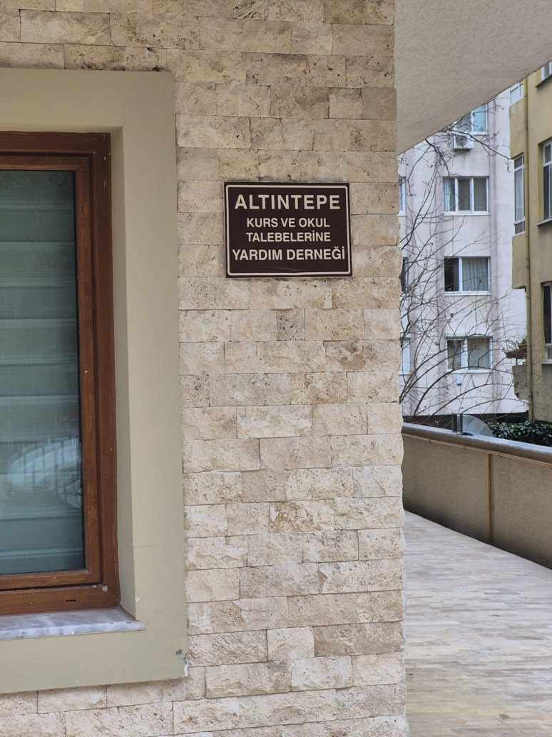 Diyanet’in mescidini yıkıp cemaat yurdu yaptılar - Resim : 3