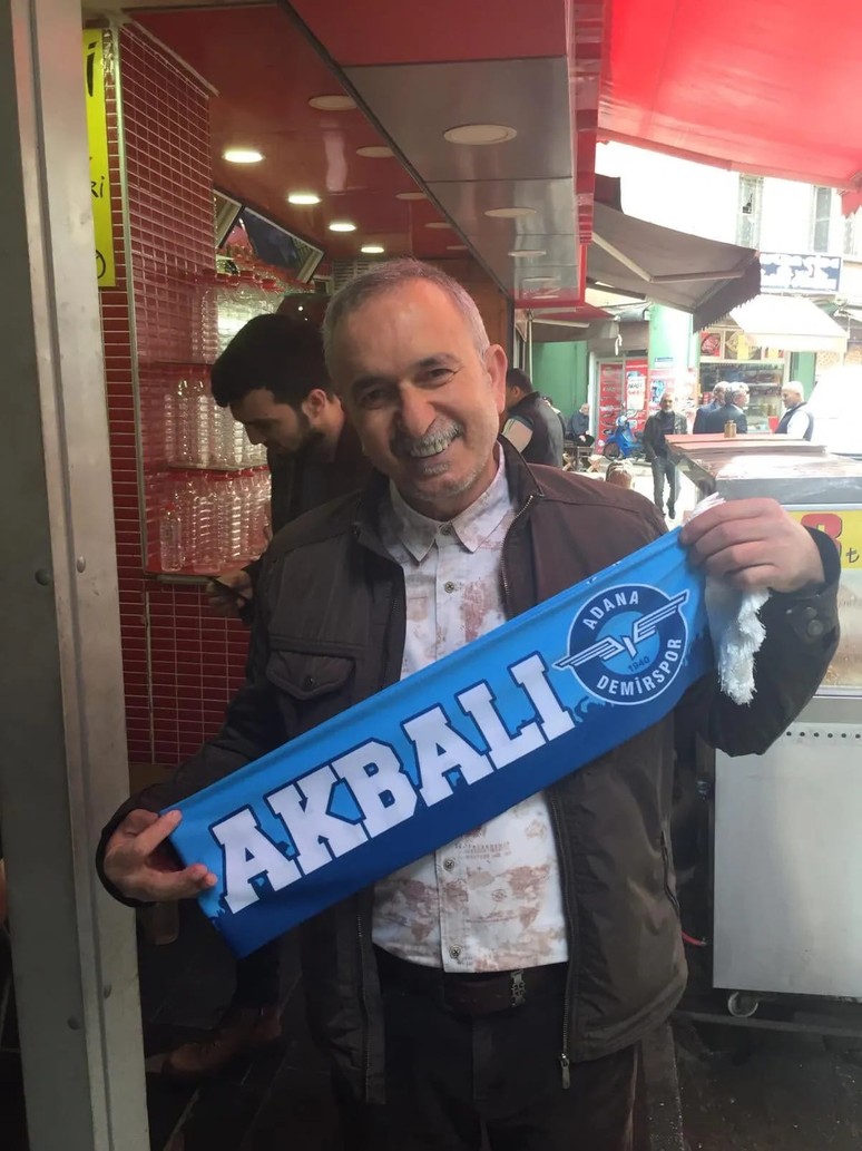 Salih Akbalı kimdir