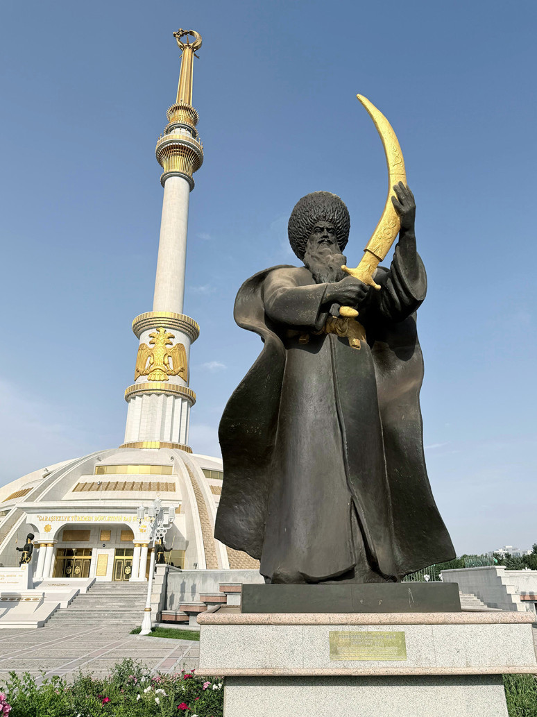 Birlik, şiir ve misafirperverlik ülkesi: Türkmenistan - Resim : 1