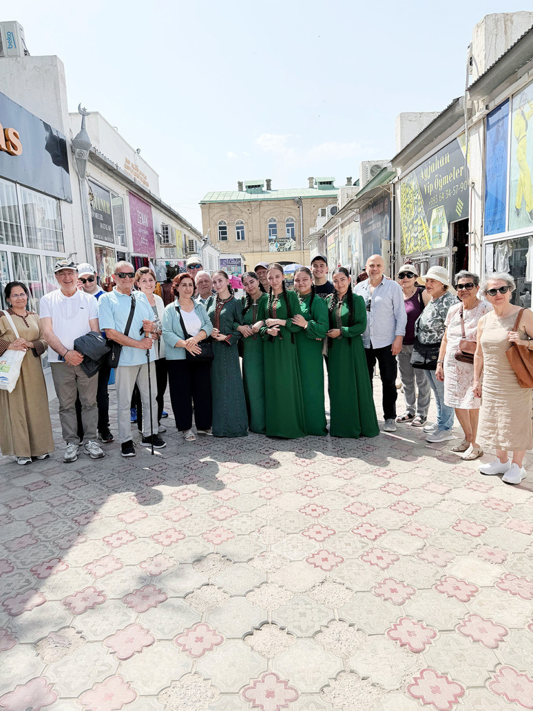 Emperyalist kültüre yerel giysiyle direnmek - Resim : 4