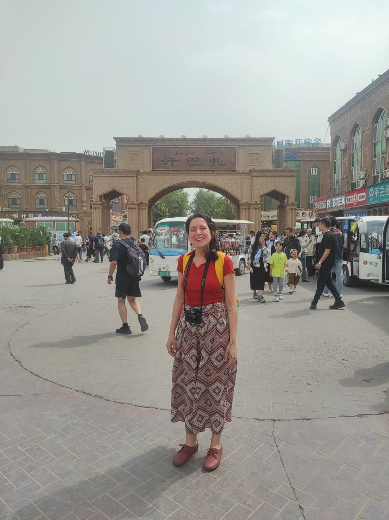 Eski şehrin kalbindeki sarı cami - Resim : 5