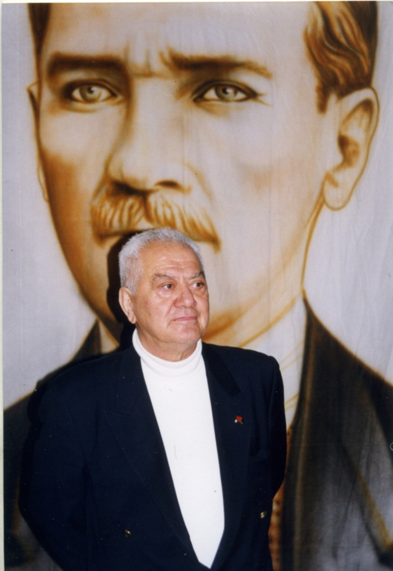 Atatürkçü düşünceye gönül ve emek veren bir aydın: Gürbüz Tüfekçi - Resim : 4