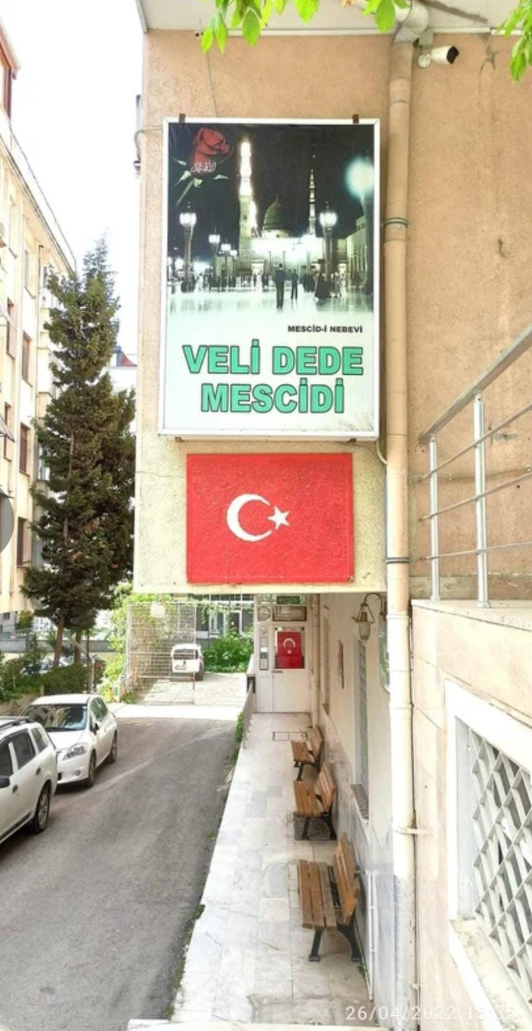 Diyanet’in mescidini yıkıp cemaat yurdu yaptılar - Resim : 1