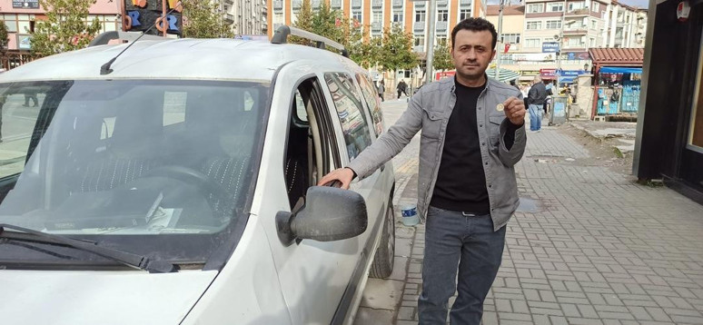Zonguldaklı vatandaştan ilginç yöntem! Para istemiyor arabasını buna karşılık satıyor - Resim : 1
