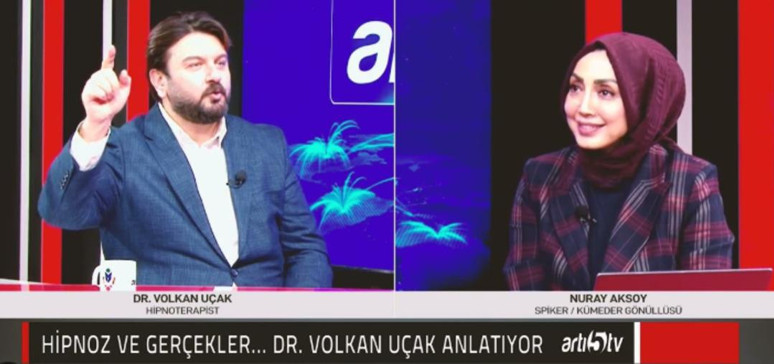 Ekran ekran geziyordu! Sözde 'doktorun' diploması sahte çıktı - Resim : 1