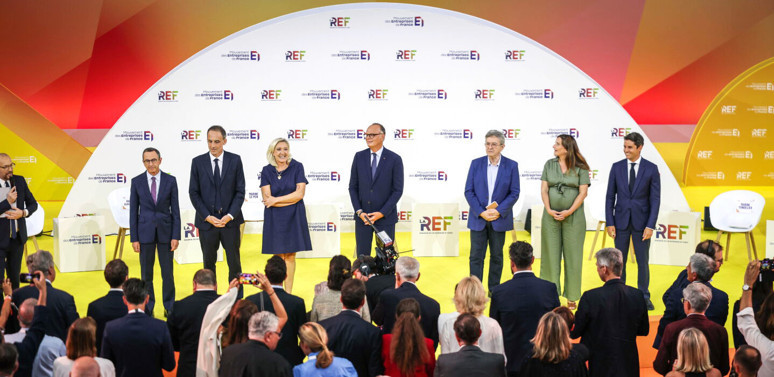 Fransa Cumhurbaşkanlığı Se&ccedil;imleri (1) Marine Le Pen a&ccedil;ık ara &ouml;nde - Resim : 1