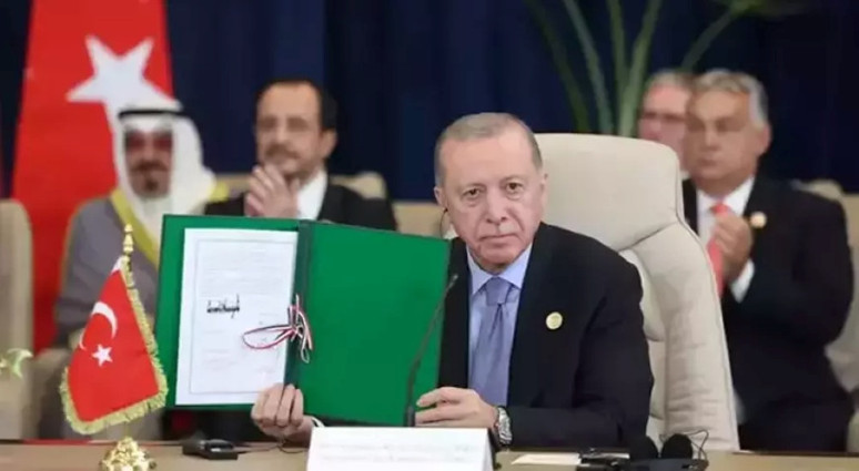 Garantörler Mısır'da imzayı attı: Beyaz Saray Gazze'de sözde kalıcı barış deklarasyonunu yayınladı - Resim : 2