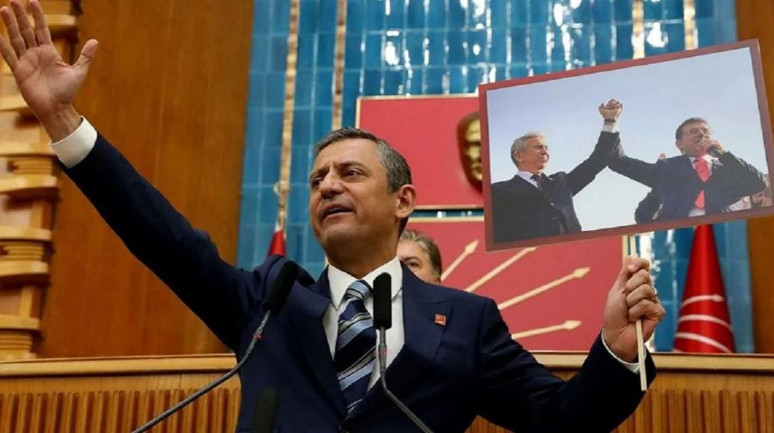 CHP’de önseçime imza bariyeri: Belirli sayıda toplanabilecek - Resim : 1