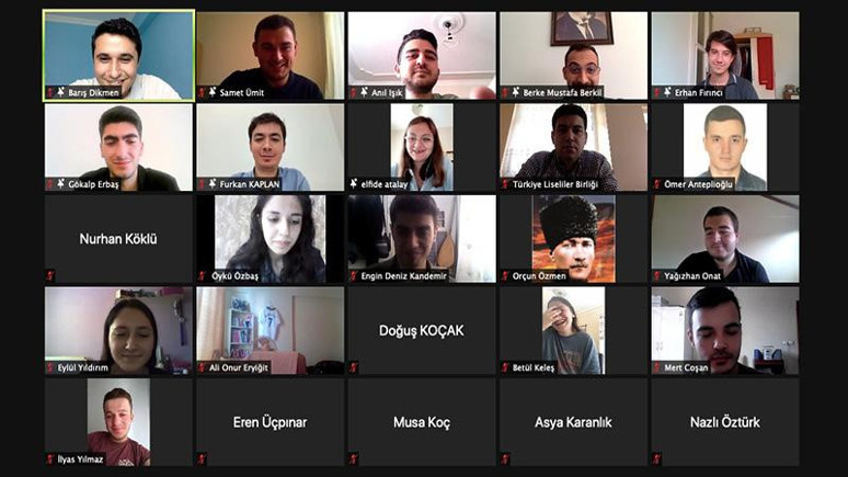 Liseliler Üniversitelilerle YKS Öncesi Buluştu