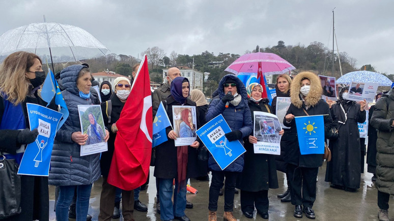 Sözde Doğu Türkistan ayrılıkçılarından 8 Mart istismarı: Destekçileri İyi Parti, SP ve İHH!