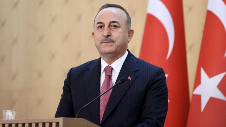 Bakan Çavuşoğlu, Azerbaycanlı ve Türkmenistanlı mevkidaşları ile görüştü