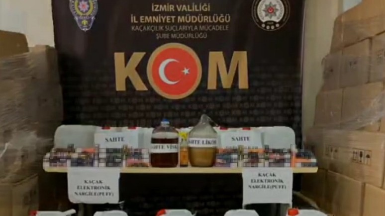 İzmir’de 4 ayrı kaçakçılık operasyonu: Tonlarca ürün ele geçirildi