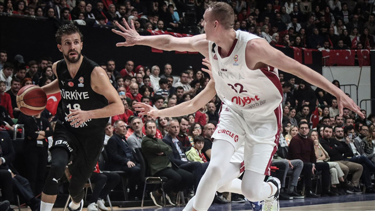 Erkek Milli Basketçilerimiz sevindiremedi