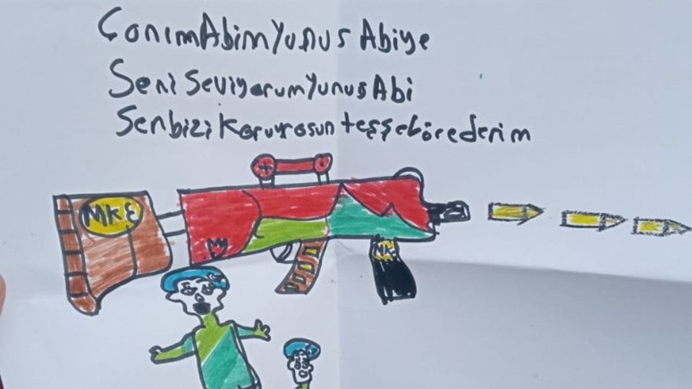 Depremzede öğrencilerden askeri duygulandıran mektup