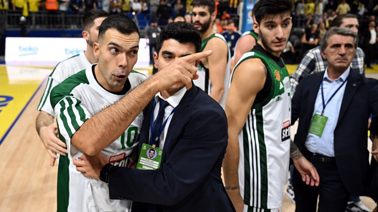 Maç bitti ortalık karıştı! Fenerbahçe-Panathinaikos
