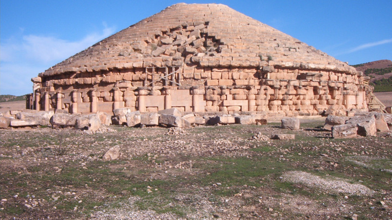 Cezayirli arkeologların Fransa’ya başkaldırısı: Sömürgeciler, Cezayir devlet birikimini gizledi