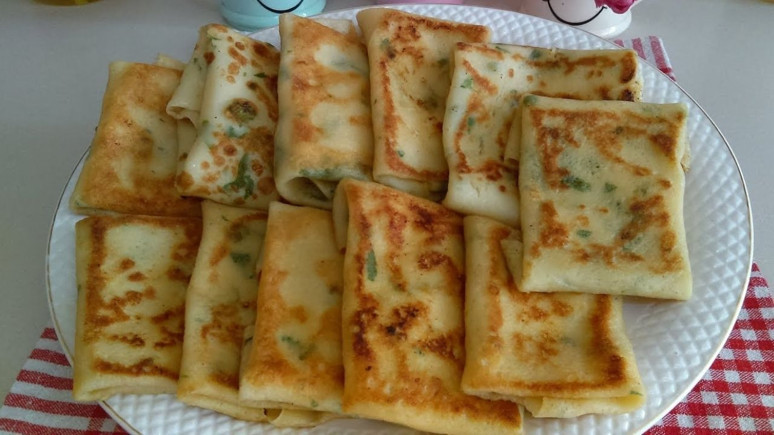 İçi sulu dışı çıtır oluyor! Hem de bu börek tarifi için yufkaya ihtiyacınız yok