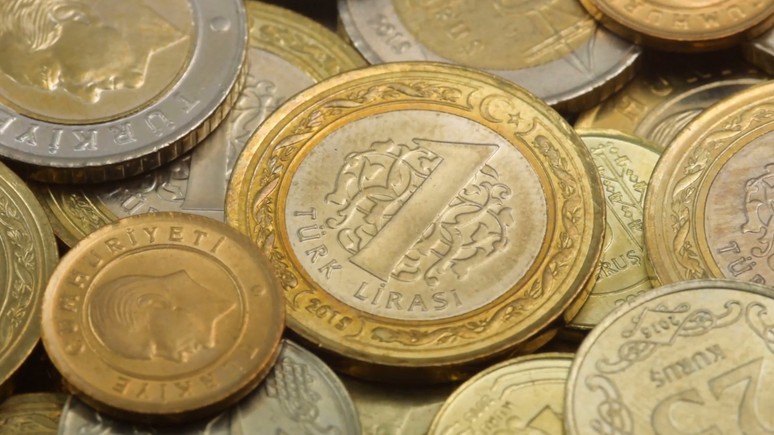 Cebinizdeki 1 liraları kontrol edin! Bu 1 liranın değeri tam 8500 lira