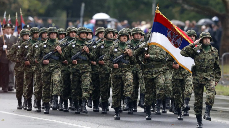 Sırbistan'da askerlik zorunlu oluyor!