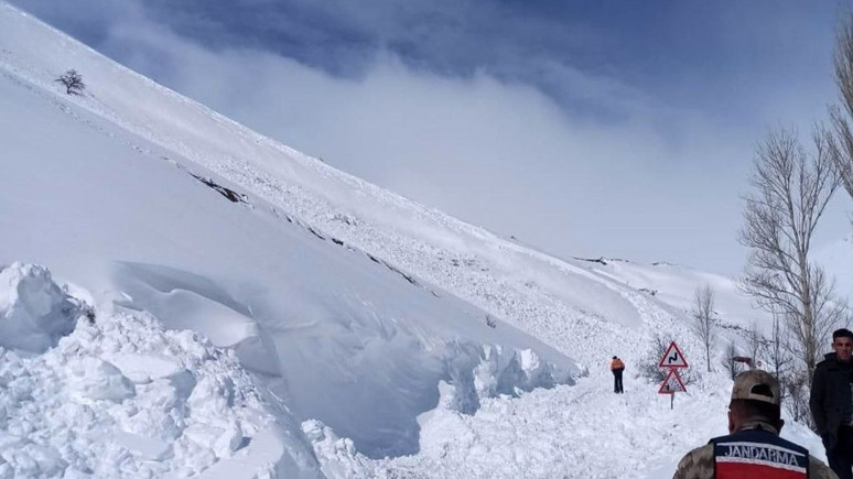 Erzincan, Erzurum, Bayburt ve Ardahan dikkat! 'Buzlanma ve don olayı karşı dikkatli ve tedbirli olunmalıdır'
