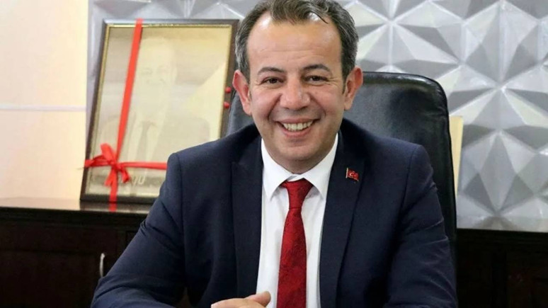Tanju Özcan'ın Dilber paylaşımına tepki yağdı: Kendisini bu sözlerle savundu