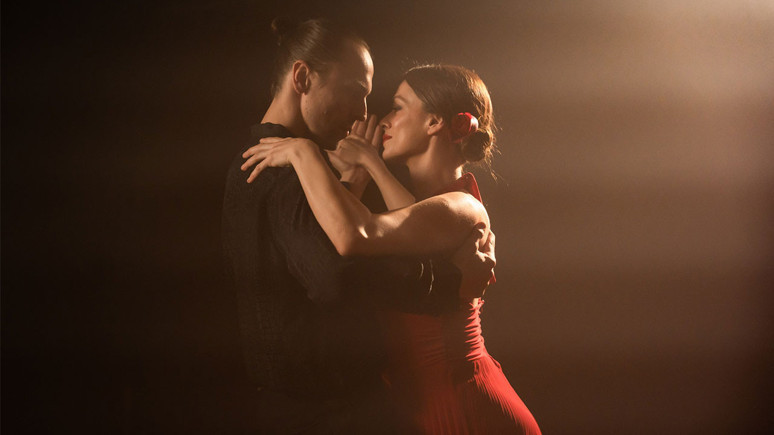 Sandık Kokusu 12. bölüm 3. fragmanı! Karsu ve Atilla’dan tango sürprizi