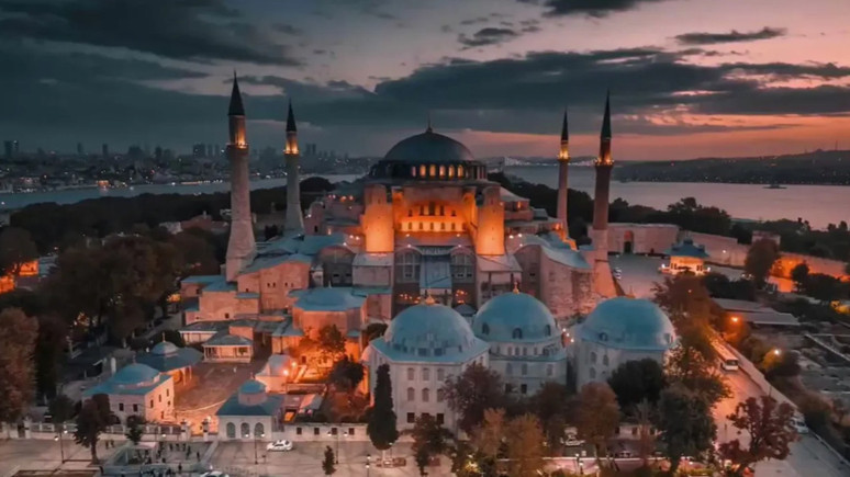 Teravihte okunan sureler! Evde Teravih namazı nasıl kılınır? Teravih namazının faziletleri