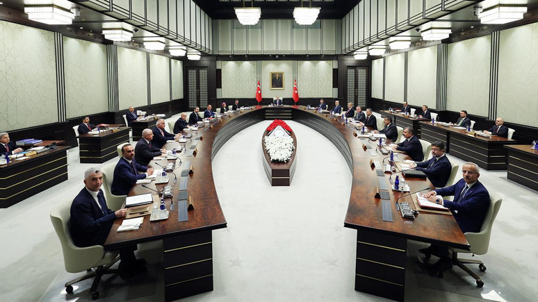 Bakanlar Kurulu bugün toplanıyor! Gündemde Teğmenlerin yemini ve Narin'de var!