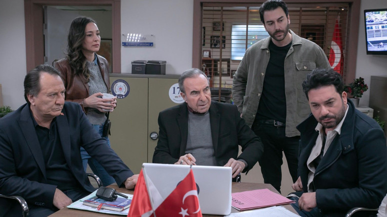 Arka Sokaklar 671. bölüm fragmanı yayınlandı! Tunç ve Metin kaçırılıyor