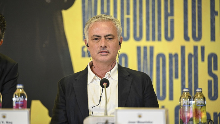 Mourinho'dan Aziz Yıldırım açıklaması! Ondan izin almadım