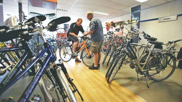 Hollanda'da asırlık bisiklet markaları yok oluyor