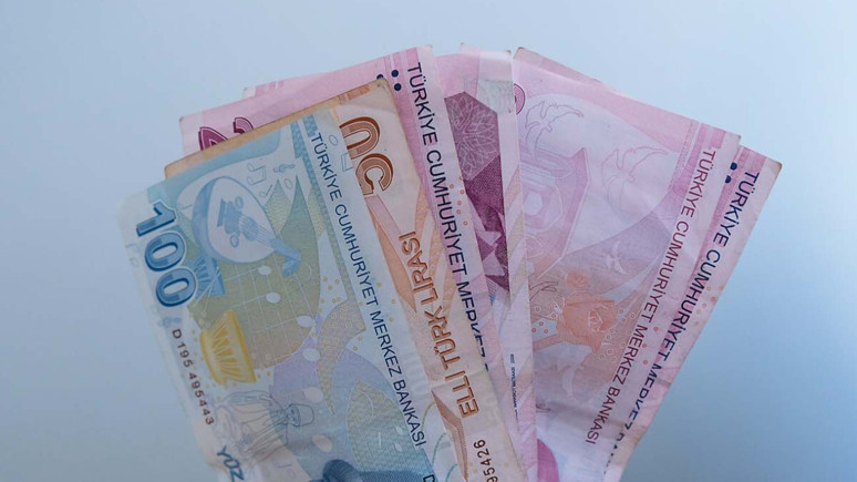 SSK ve BAĞ-KUR emeklileri dikkat! 2025 emekli zammı yüzde 20 olabilir!