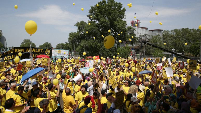 AİHM önünde üçüncü FETÖ mitingi: Avrupa’ya ‘Türkiye’ye baskı uygulayın’ çağrısı