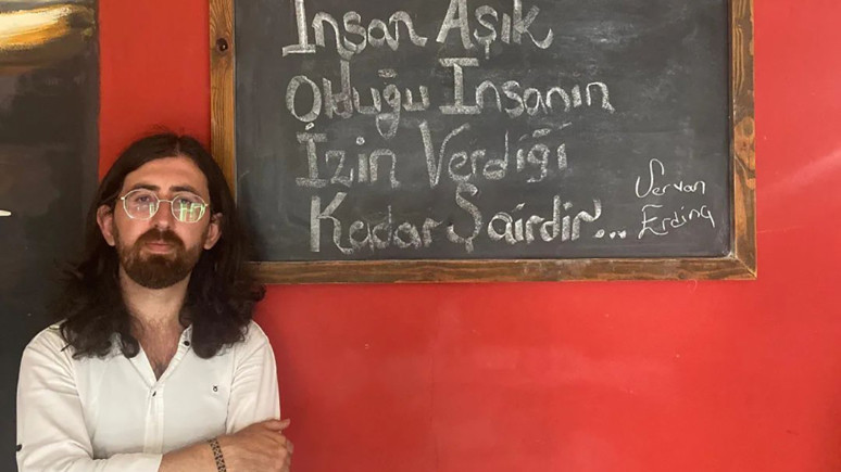 Şair Erdinç: Söylenmemiş olanı söylemeliyiz