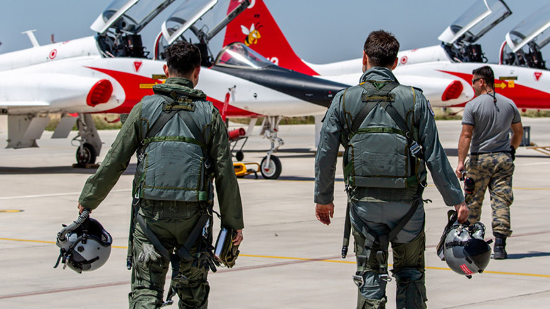 AYM'den göreve çağrılan pilotla ilgili karar