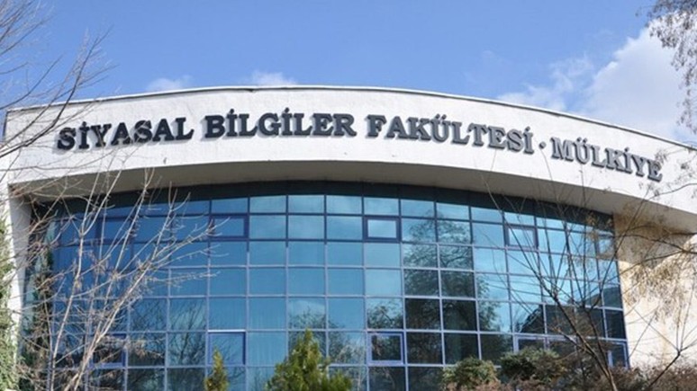 Tarihte Bugün 12 Şubat: Türkiye'nin hafızasına kazınan olaylar (Fotoğraflarla)