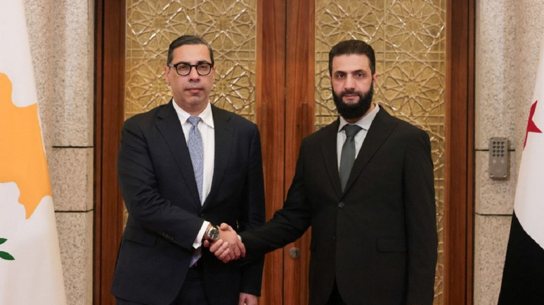 Rum yönetimi Şam’da: AB kartını gösterdi