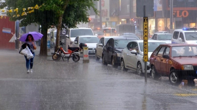 Erzincan ve Bayburt’a gök gürültülü sağanak geliyor! Yağışlar 3 gün boyunca etkili olacak