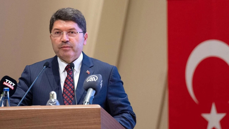 Adalet Bakanı Tunç'tan Avukatlar Günü kutlaması