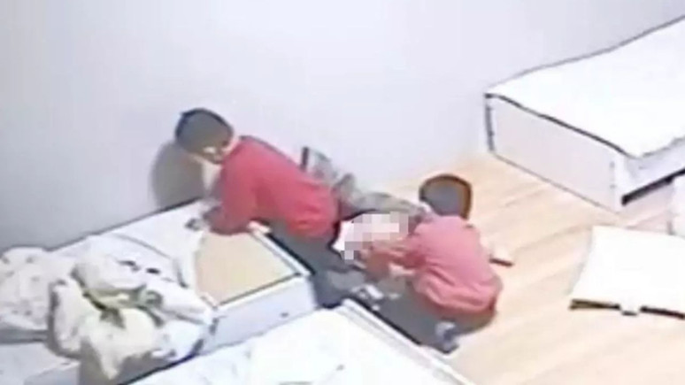 Antalya'da kreşte 2 yaşındaki çocuk darp edildi! Bakanlık harekete geçti