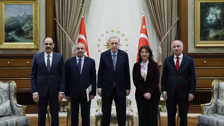 Erdoğan DEM’in İmralı Heyeti’ni Beştepe’de kabul etti