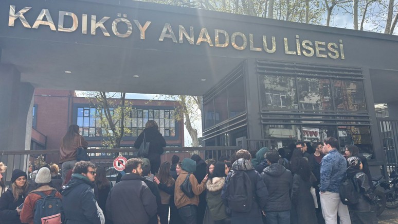 İddia: Bakanlık öğretmen atamalarını durdurdu