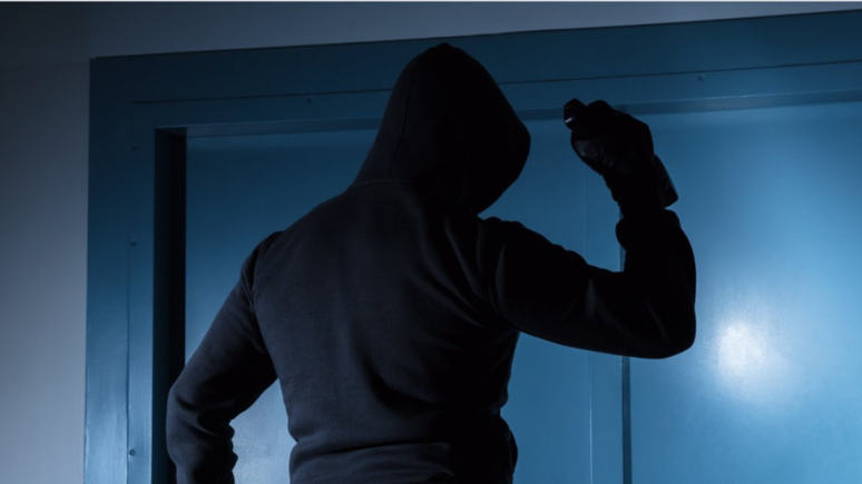 Mücevher mağazasında film gibi soygun! Zarar 20 milyona yakın...