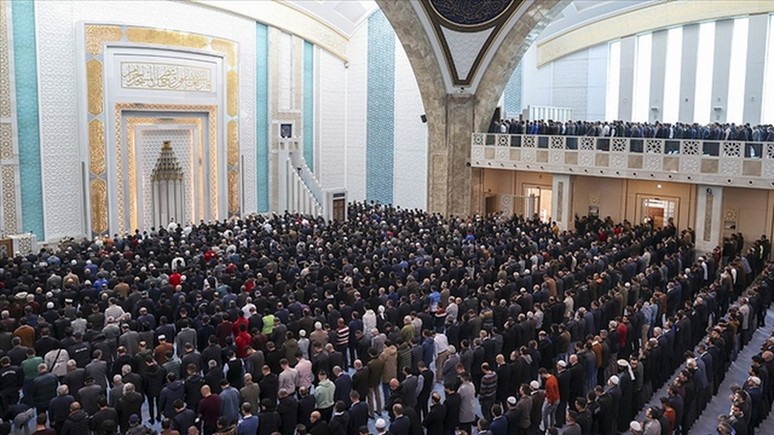 Cuma Hutbesi 18 Nisan: Bugünkü Cuma Hutbesi konusu