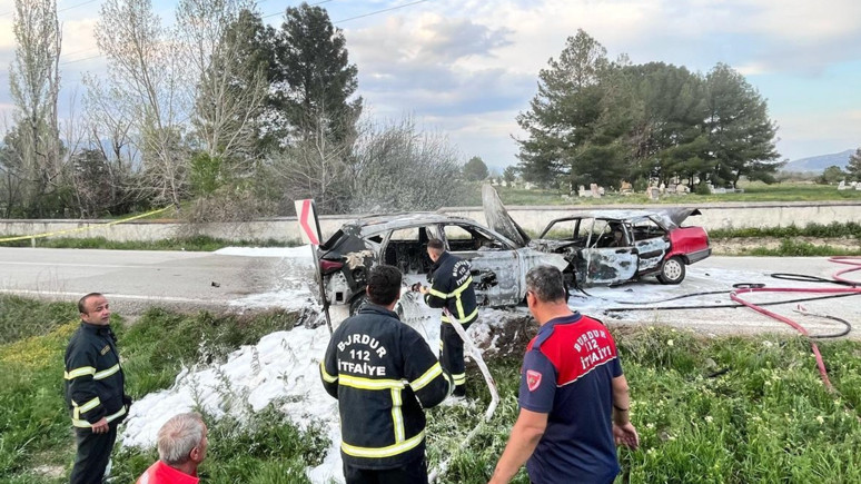 Burdur'da feci kaza! 1 kişi öldü, 4 kişi yaralandı
