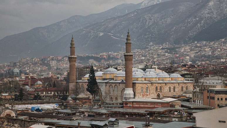 Bursa 24 Nisan okullar tatil mi? Perşembe Bursa'da üniversitelere deprem tatili var mı?