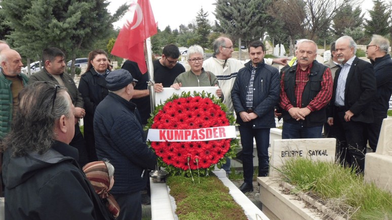 Murat Özenalp mezarı başında anıldı